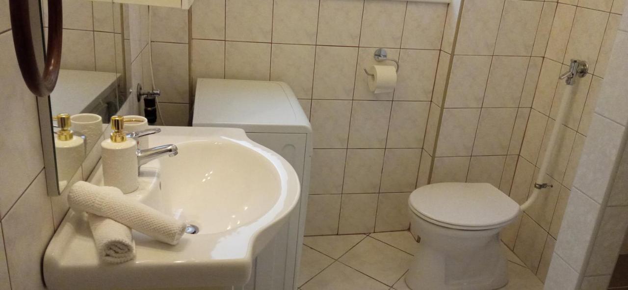 Duna Szecsi Apartman Budapest Eksteriør billede