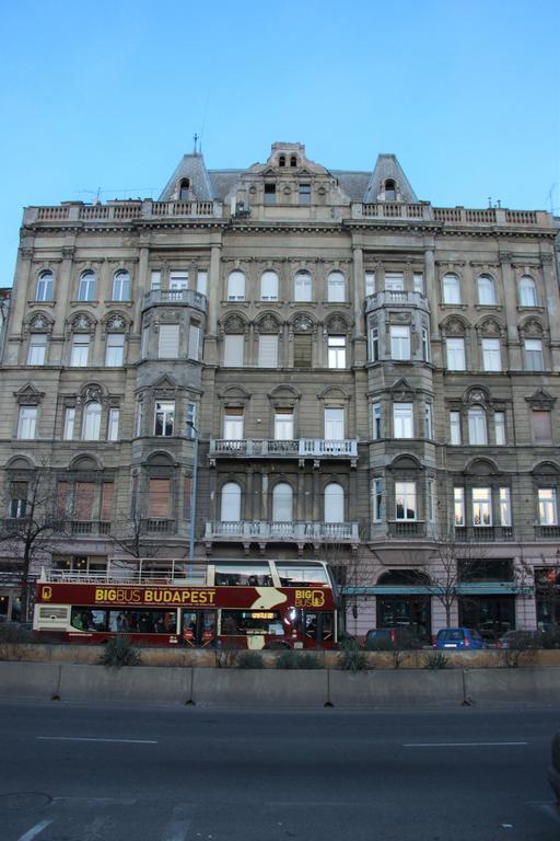 Duna Szecsi Apartman Budapest Eksteriør billede