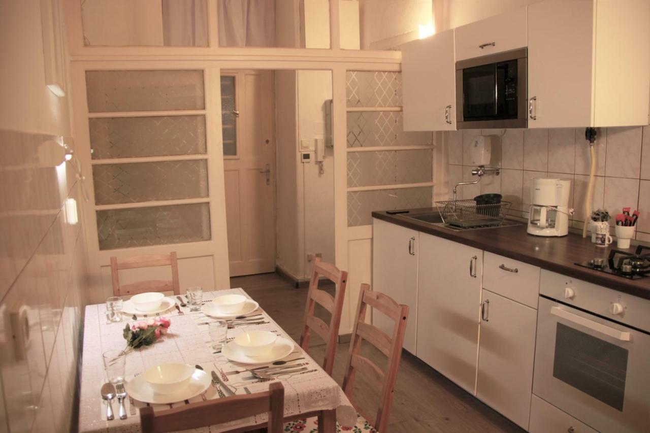 Duna Szecsi Apartman Budapest Eksteriør billede